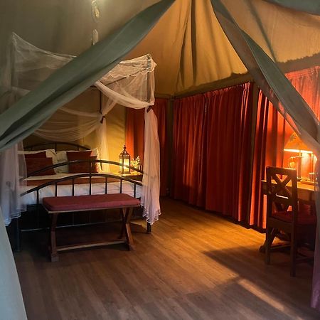 ホテル Ikweta Safari Camp Maua エクステリア 写真