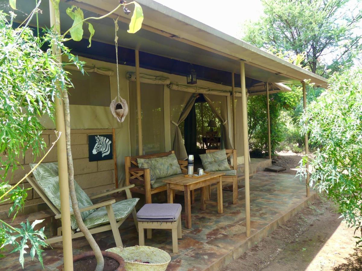 ホテル Ikweta Safari Camp Maua エクステリア 写真