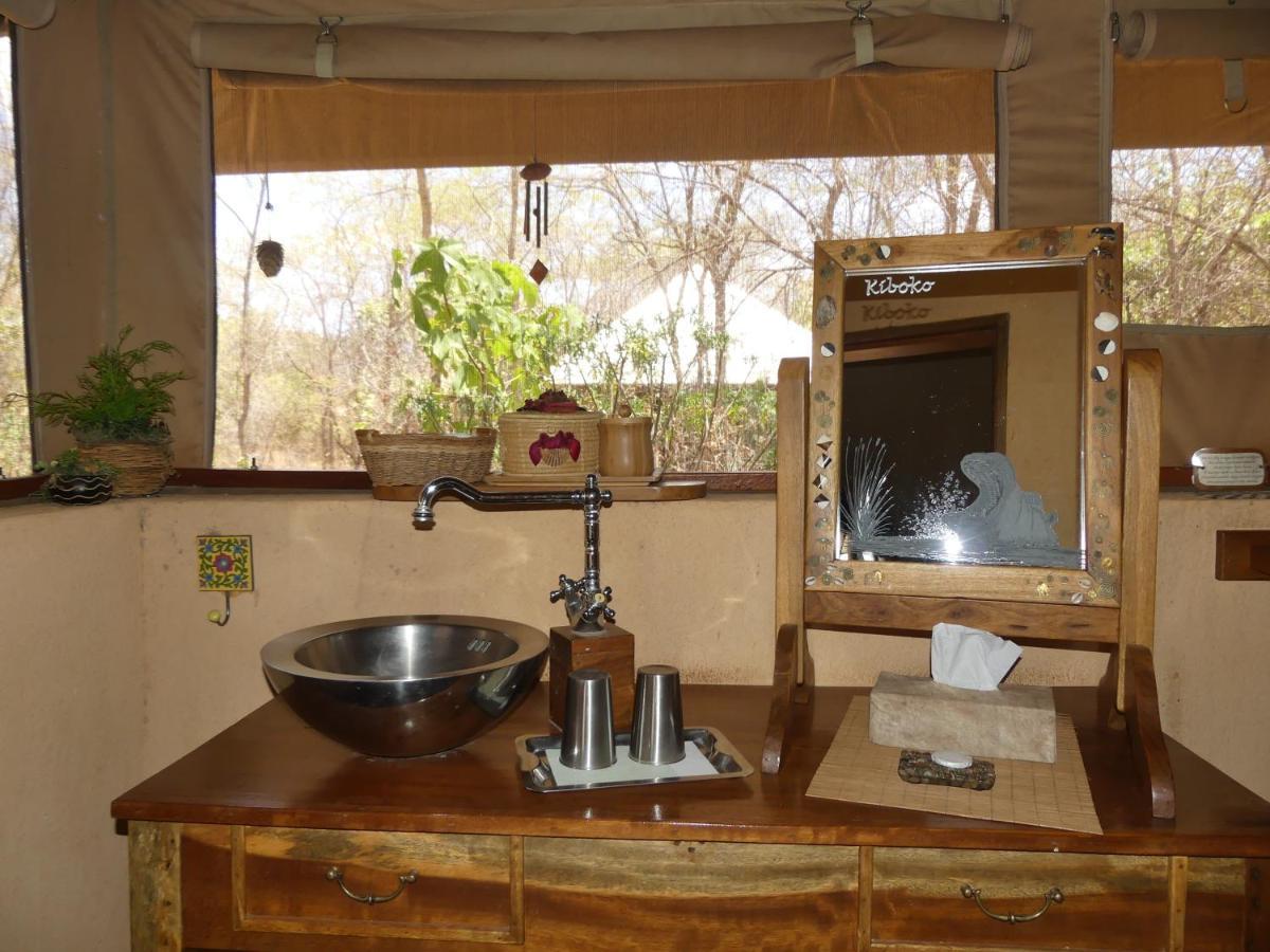 ホテル Ikweta Safari Camp Maua エクステリア 写真